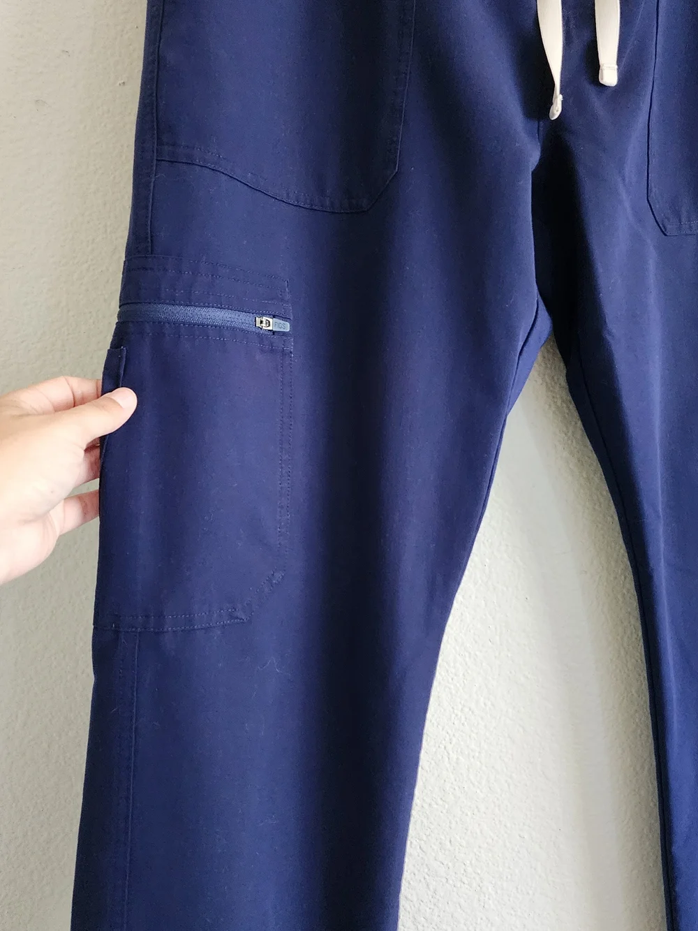 FIGS Men's Cairo Cargo Straight Leg Scrub Pants Navy Blue Size Large - Lot of 2